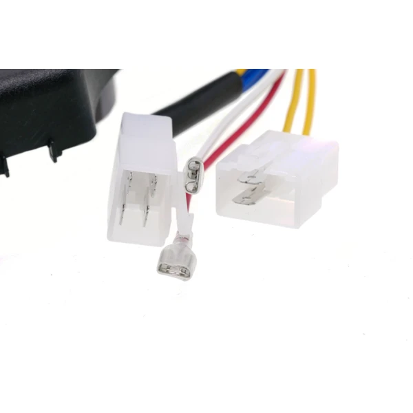 Spannungsregler 3 Phasen AVR 5-6 kW 470 uF 400V für Generatoren